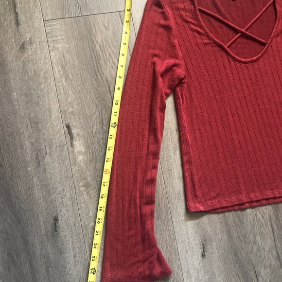 Buckle BKE top Size M Rust color - Picture 6 of 8